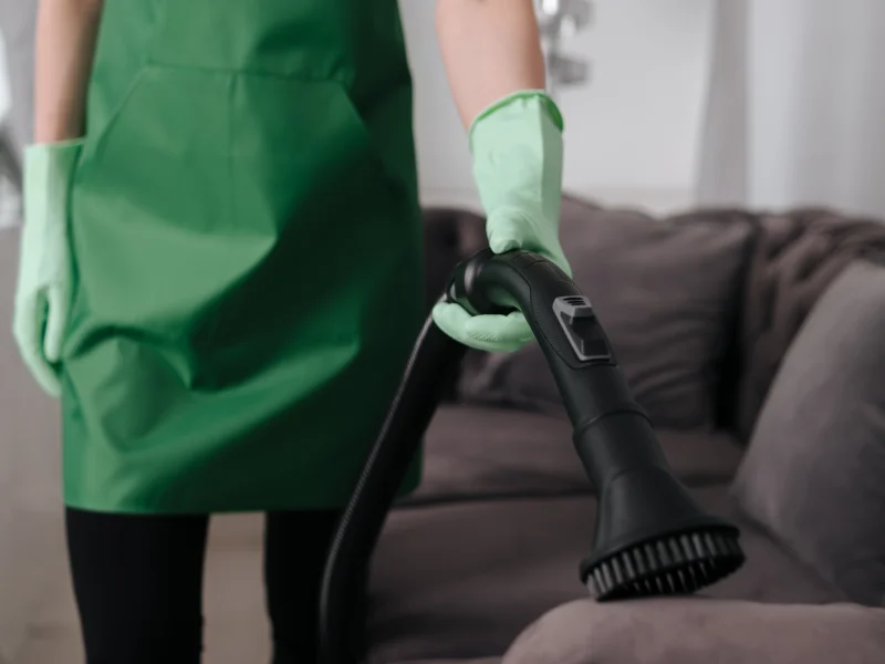 Уборка после потопа в Мурманске